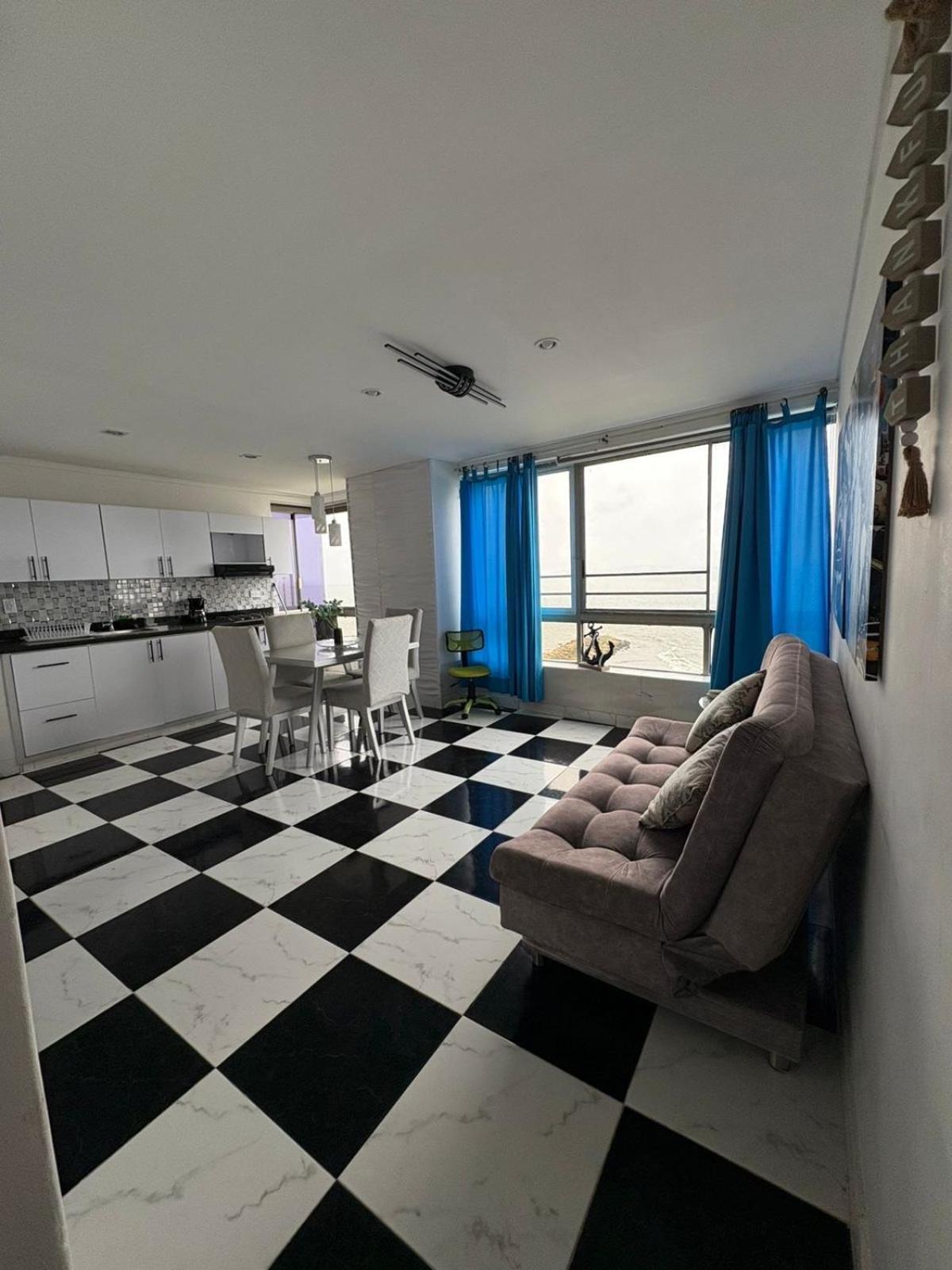 Mnm Vacation Apartamento Cartagena